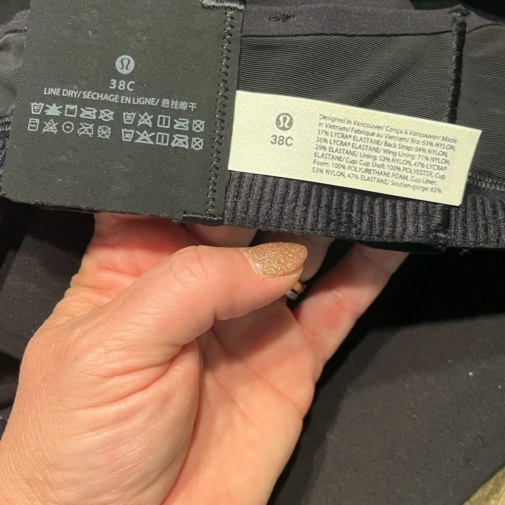 NWT! Lululemon AirSupport Black Ultralu Sports Bra 38C Running Support stretch